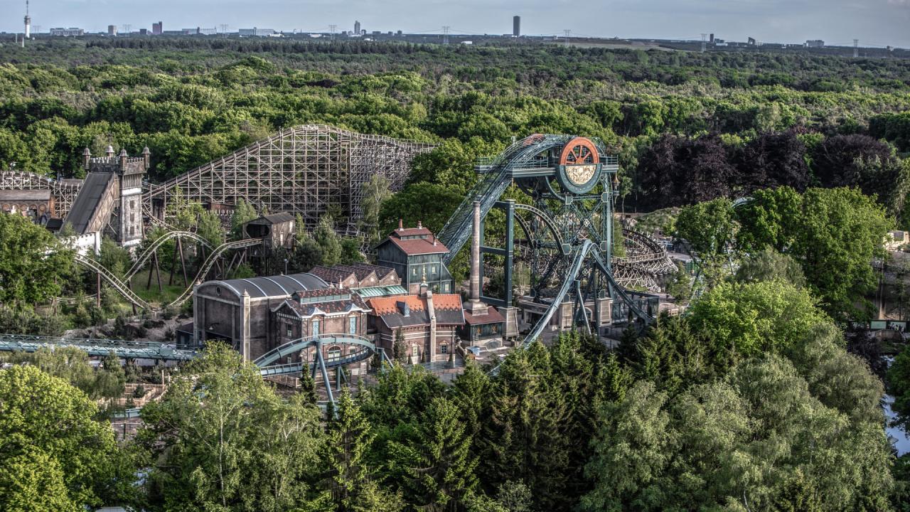 nieuwe-achtbaan-baron-1898-geopend-in-efteling nieuwe-achtbaan-baron-1898-geopend-in-efteling