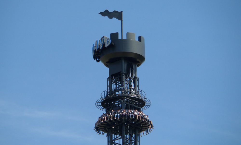 Donjon de l’Extrême & Tour des Petits Fantômes in Nigloland